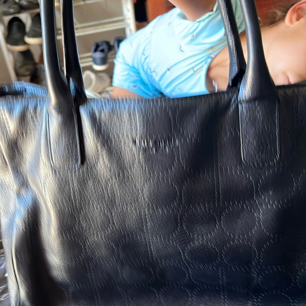 Kate spade bag in excelent conditions